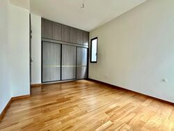 Belgravia Ace (D28), Terrace #570418691